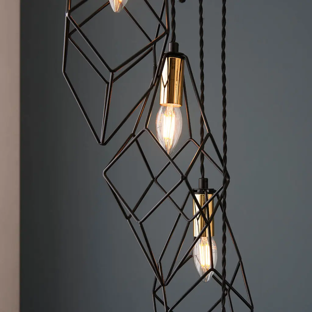 Jaxon Cluster Pendant in Black & Gold