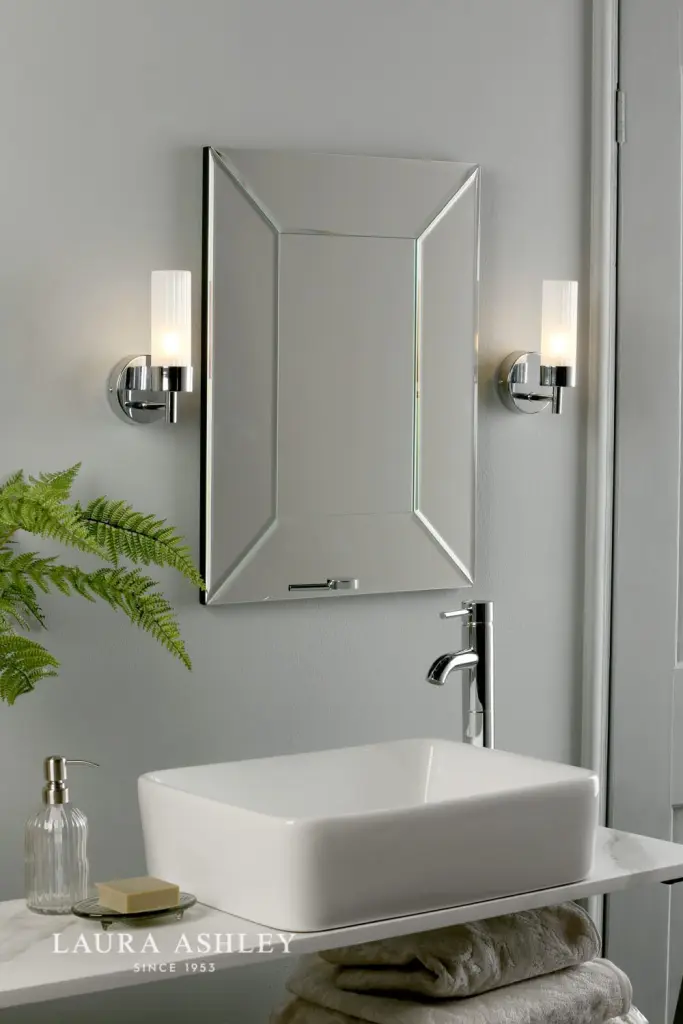 Howard Polished Chrome Bathroom Wall Light IP44