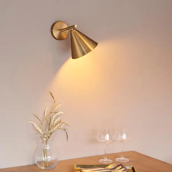 Cape Wall Light in Antique Brass