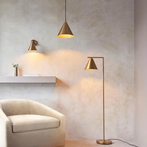 Cape Wall Light in Antique Brass