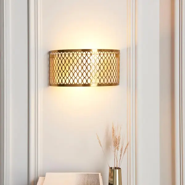 Cordero Gold Wall Light