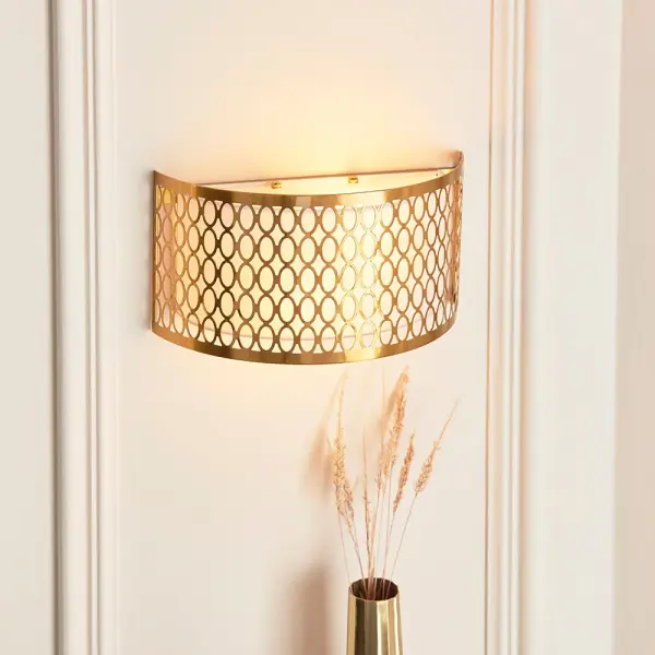 Cordero Gold Wall Light
