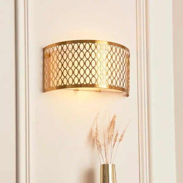 Cordero Gold Wall Light