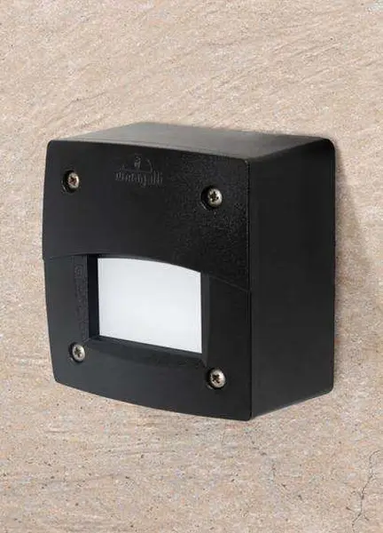 Extra Leti 100 Square Black Eyelid