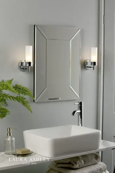 Howard Polished Chrome Bathroom Wall Light IP44