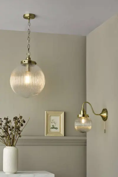 Tamara 1lt Pendant Antique Brass & Ribbed Glass